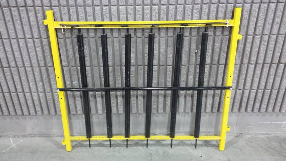MOUNTAIN VIEW MACHINE 4' ECONOMY CREEP GATE
